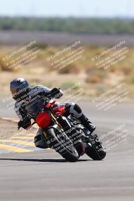 media/Sep-25-2023-Moto Forza (Mon) [[81ffa65e0a]]/B-C Group/Session 3 (Turn 16)/